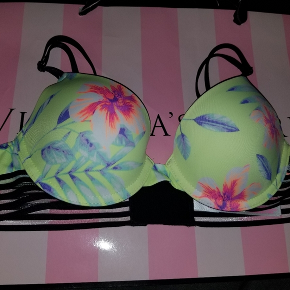 PINK Victoria's Secret Other - Pink bra PINK Victoria's Secret Other - Pink bra